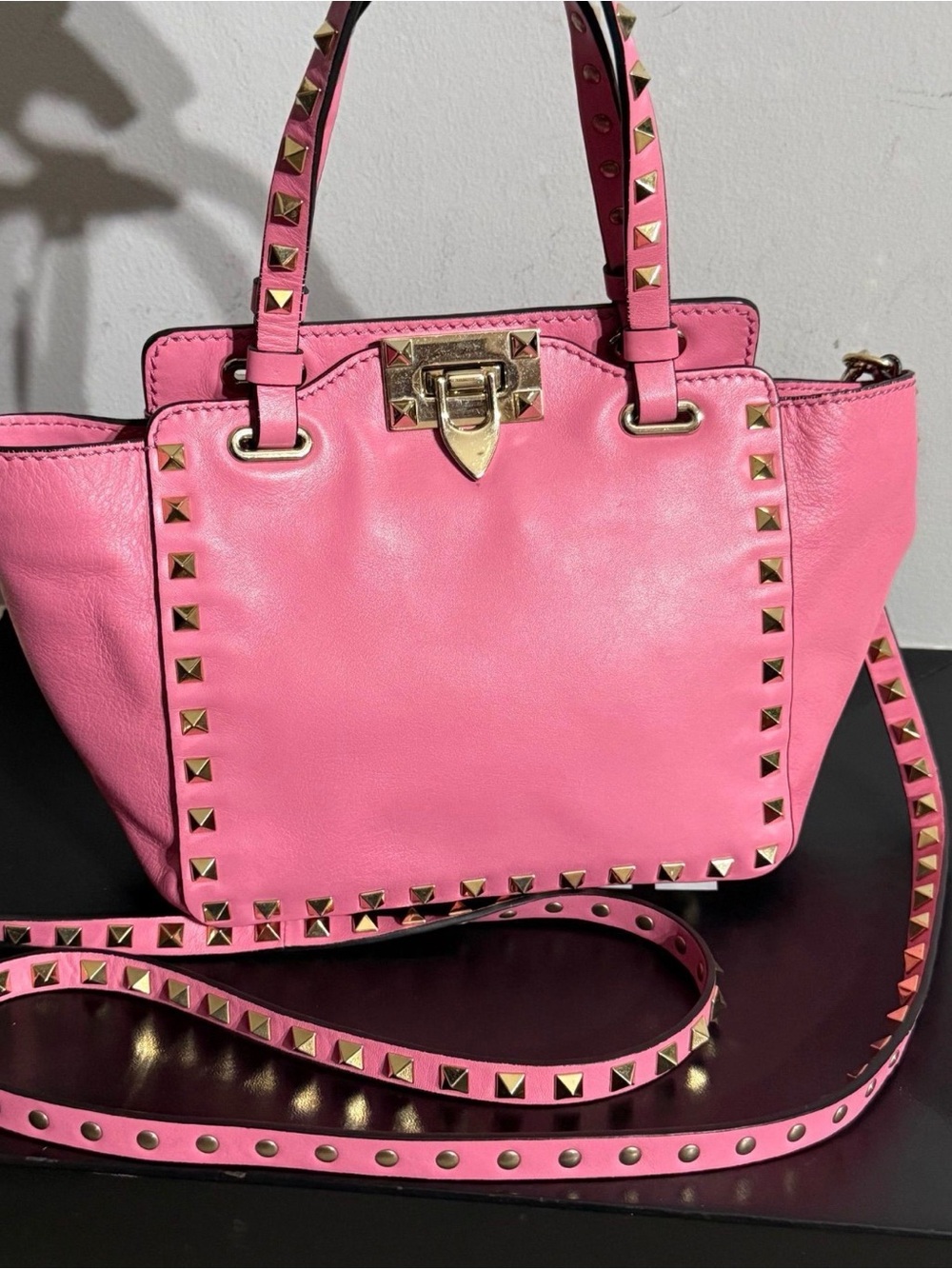 Valentino Garavani Rockstud Small Tote / Crossbody – Pink Leather